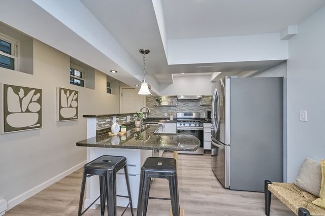 161 Hancock B, Cambridge, MA 02139