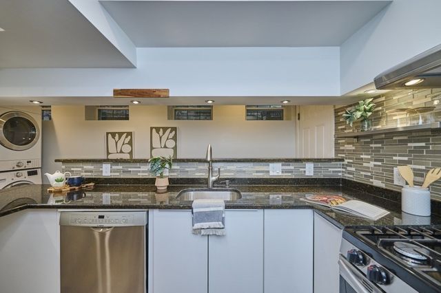 161 Hancock B, Cambridge, MA 02139