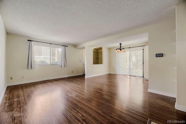 6720 E Mississippi Avenue B, Denver, CO 80224