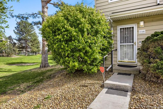6720 E Mississippi Avenue B, Denver, CO 80224