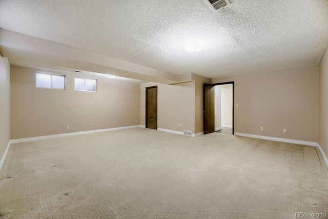 6720 E Mississippi Avenue B, Denver, CO 80224