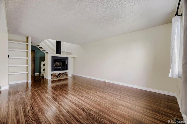 6720 E Mississippi Avenue B, Denver, CO 80224