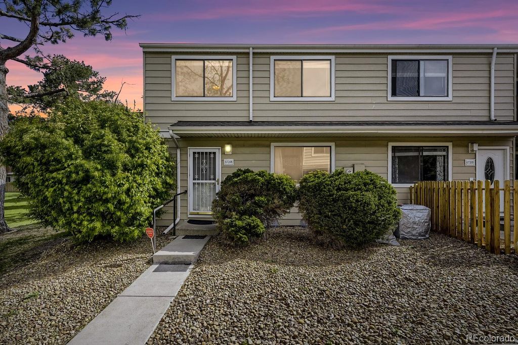 6720 E Mississippi Avenue B, Denver, CO 80224