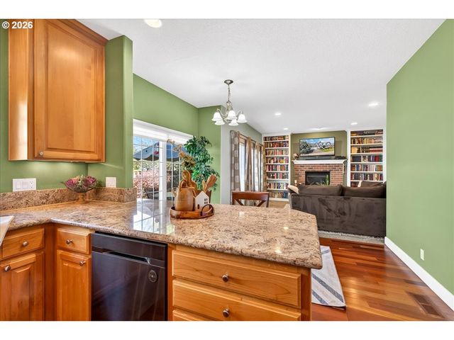 1125 32ND Pl, Forest Grove, OR 97116
