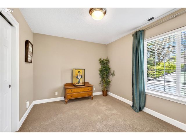 1125 32ND Pl, Forest Grove, OR 97116