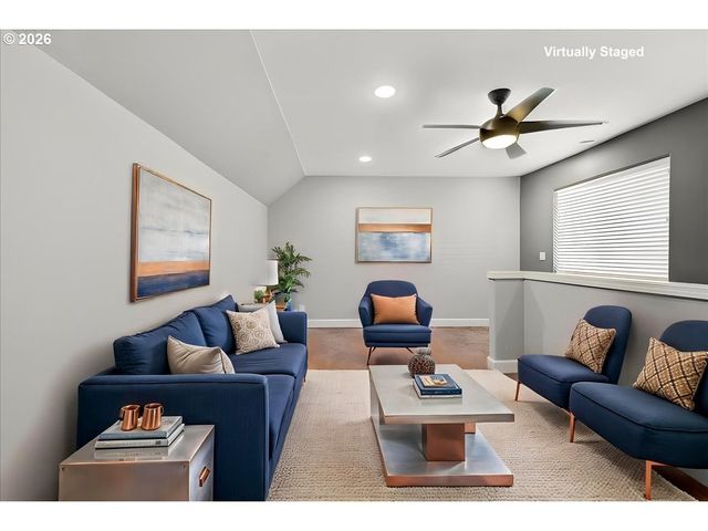 1125 32ND Pl, Forest Grove, OR 97116