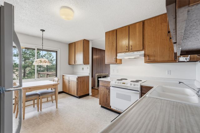 710 Camino Encantado, Los Alamos, NM 87544