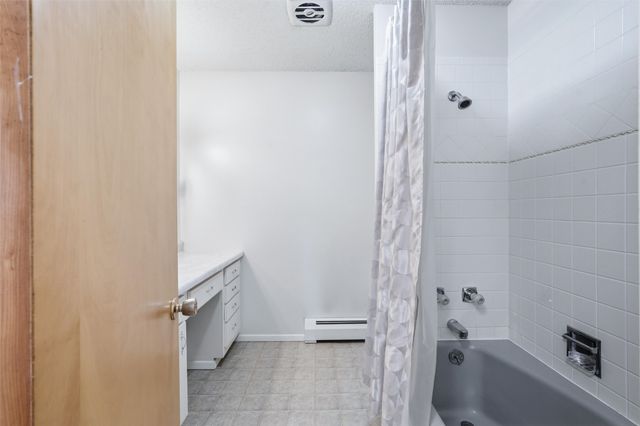 710 Camino Encantado, Los Alamos, NM 87544