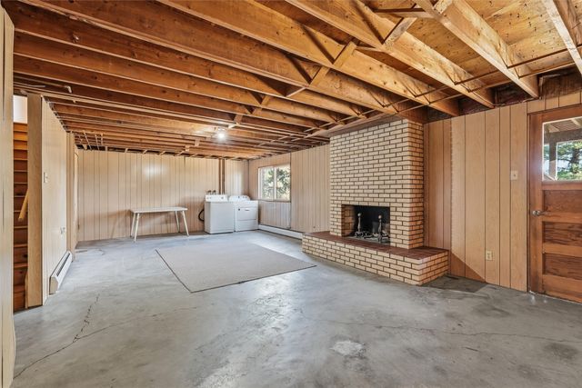 710 Camino Encantado, Los Alamos, NM 87544