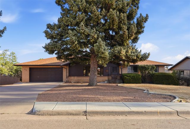 710 Camino Encantado, Los Alamos, NM 87544