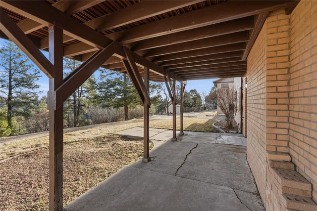 710 Camino Encantado, Los Alamos, NM 87544