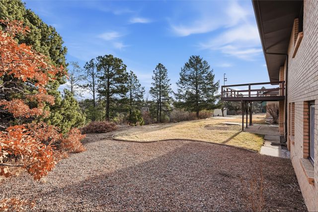 710 Camino Encantado, Los Alamos, NM 87544