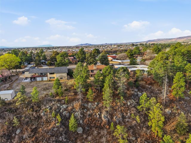 710 Camino Encantado, Los Alamos, NM 87544