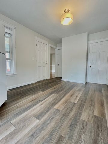 25 Cain Ave 25, Weymouth, MA 02189