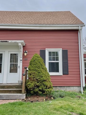 25 Cain Ave 25, Weymouth, MA 02189