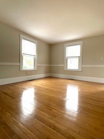 25 Cain Ave 25, Weymouth, MA 02189