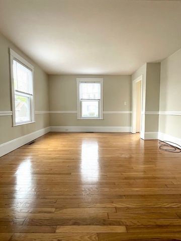 25 Cain Ave 25, Weymouth, MA 02189