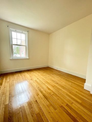 25 Cain Ave 25, Weymouth, MA 02189