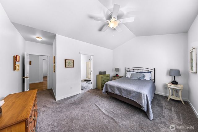 927 Clearwater Court, Mount Vernon, WA 98273
