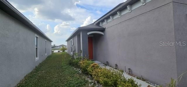 16621 SUNBURST LAKE STREET, Wimauma, FL 33598