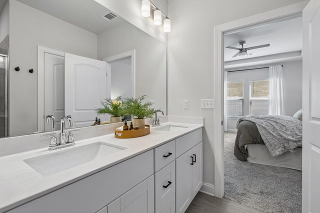 1720 Evans Hill Ct, Hermitage, TN 37076