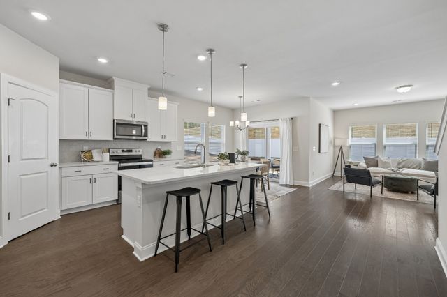 1720 Evans Hill Ct, Hermitage, TN 37076