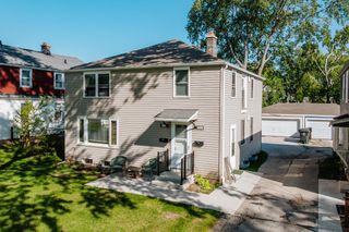 4508 W Crawford AVENUE #4510, Greenfield, WI 53220