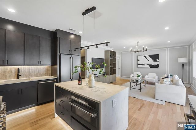 191 Rambler Avenue, New Milford, NJ 07646