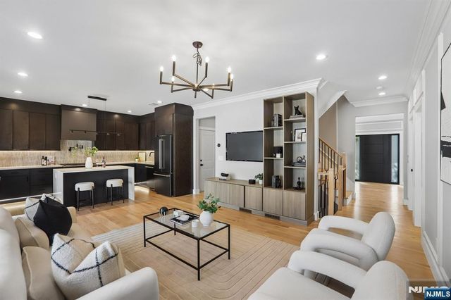 191 Rambler Avenue, New Milford, NJ 07646