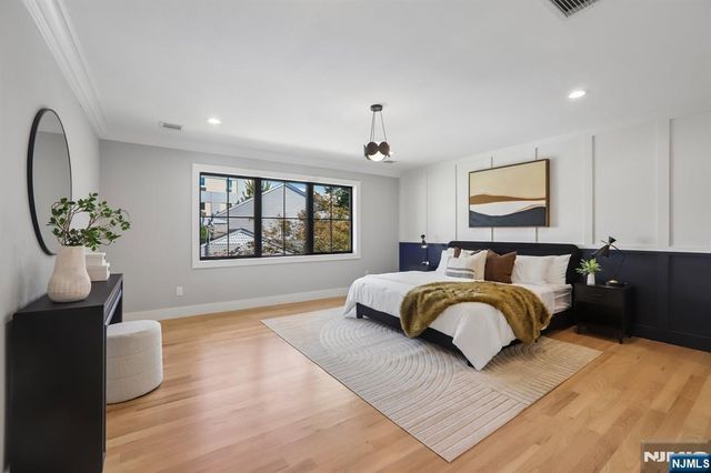 191 Rambler Avenue, New Milford, NJ 07646