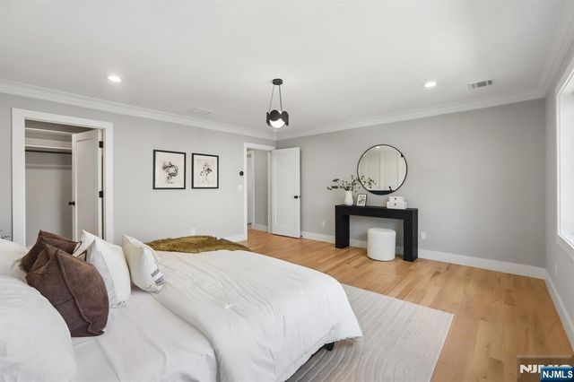 191 Rambler Avenue, New Milford, NJ 07646