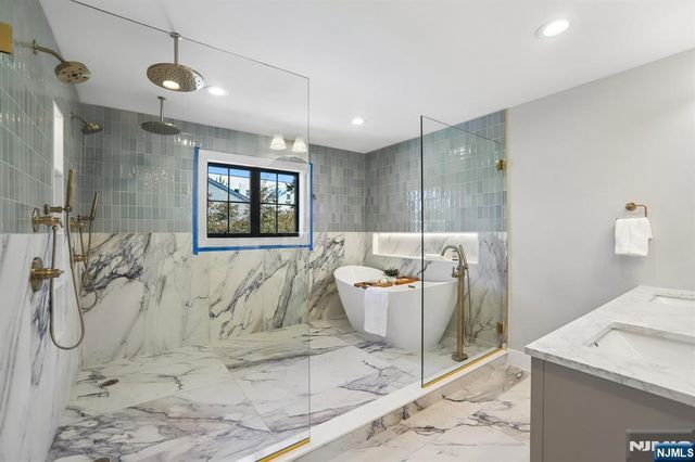 191 Rambler Avenue, New Milford, NJ 07646