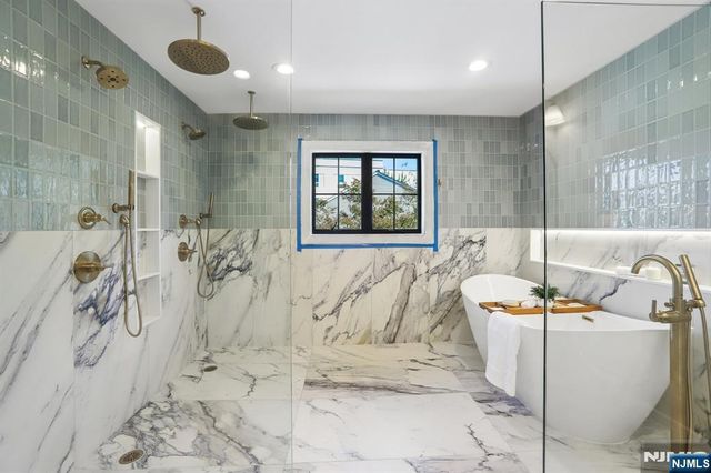 191 Rambler Avenue, New Milford, NJ 07646