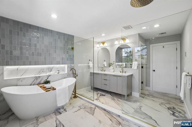 191 Rambler Avenue, New Milford, NJ 07646