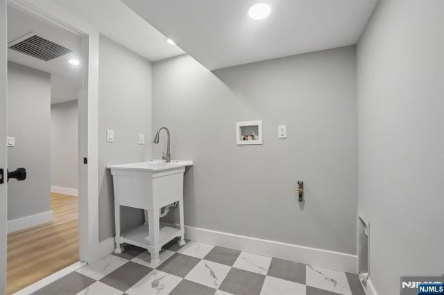 191 Rambler Avenue, New Milford, NJ 07646