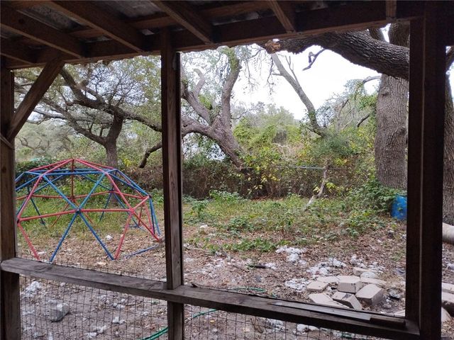 1980 Jocelyn Rd, Aransas Pass, TX 78336