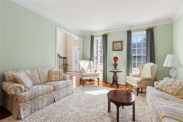 595 Abbeywood Drive, Roswell, GA 30075