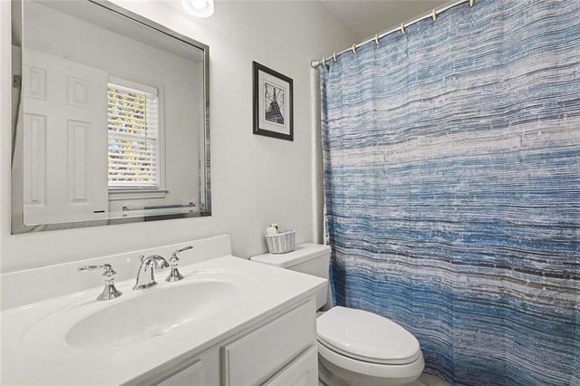 595 Abbeywood Drive, Roswell, GA 30075