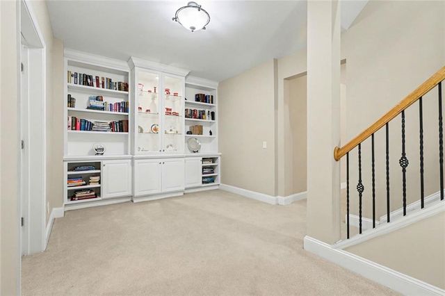 595 Abbeywood Drive, Roswell, GA 30075