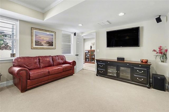 595 Abbeywood Drive, Roswell, GA 30075