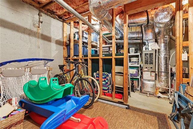 595 Abbeywood Drive, Roswell, GA 30075