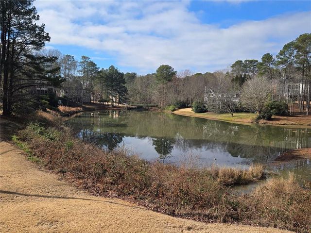 595 Abbeywood Drive, Roswell, GA 30075