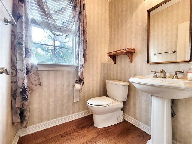 10526 Grand Oak CIR, Austin, TX 78750