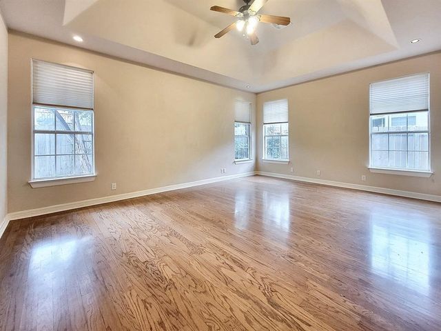10526 Grand Oak CIR, Austin, TX 78750
