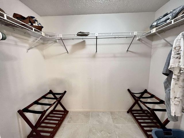 843 BAYPORT WAY 843, Longboat Key, FL 34228