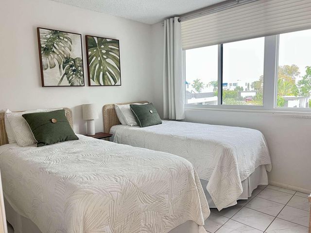 843 BAYPORT WAY 843, Longboat Key, FL 34228