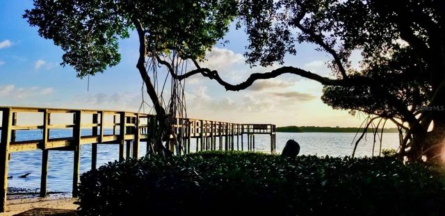 843 BAYPORT WAY 843, Longboat Key, FL 34228