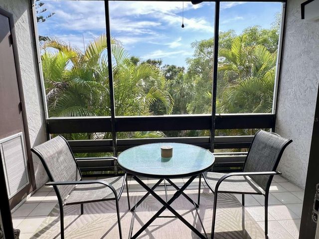 843 BAYPORT WAY 843, Longboat Key, FL 34228