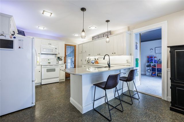 250 Lyell Avenue, Ogden, NY 14559