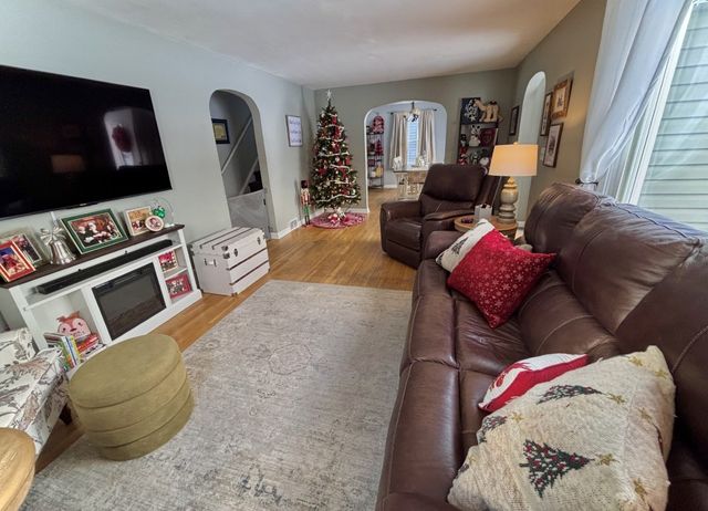 3504 ALLEGHENY Road, Erie, PA 16508